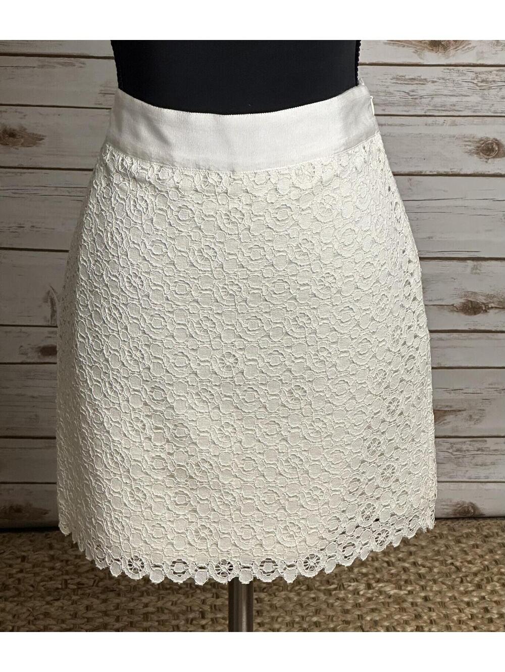 The Limited ivory floral lace pencil skirt Size 2 bridal coquette old money